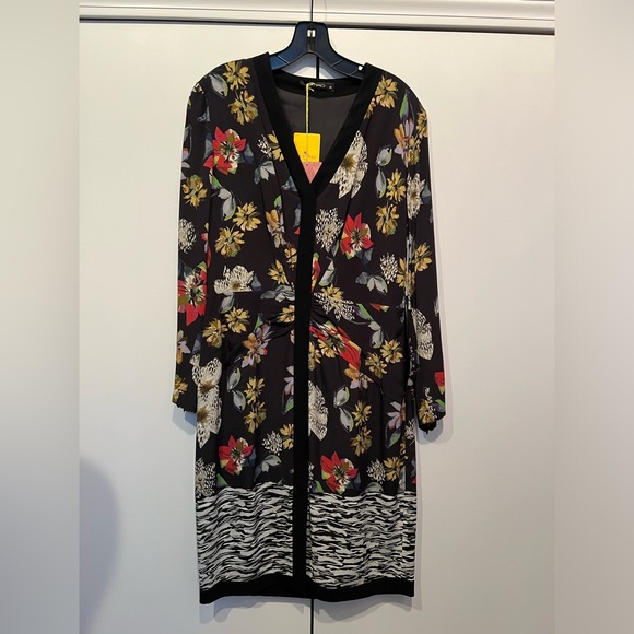 NWT Etro woman’s elegant black floral dress Size EU 48 - Picture 2 of 14